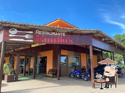 O exterior do Restaurante Emílio’s