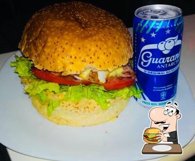 Os hambúrgueres do Siracusa Pizzaria irão satisfazer uma variedade de gostos