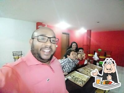 Platos en Dinos Pizza Quadrada - Recanto das Emas