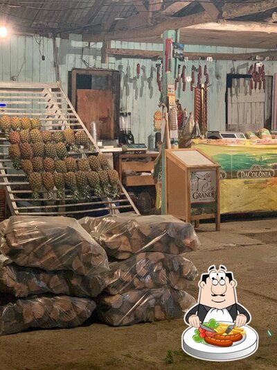 Comida em Tenda do camanga