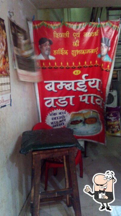 The interior of Bombai Vada Pav