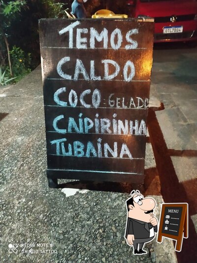 O Caldos do carioca oferece um menu de quadro negro