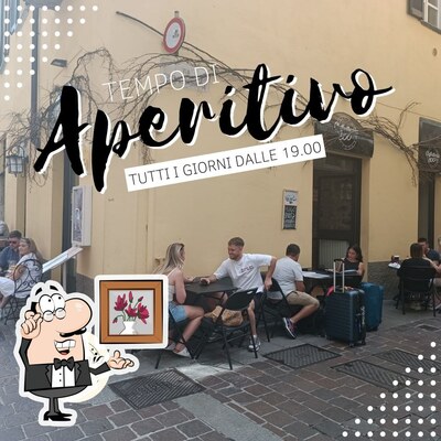Dai un'occhiata agli interni di Caffetteria L'800