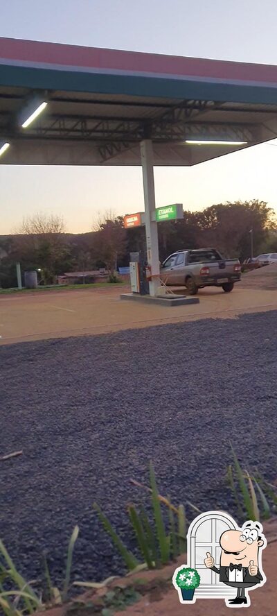 Veja imagens do exterior do Auto Posto Rio Do Peixe