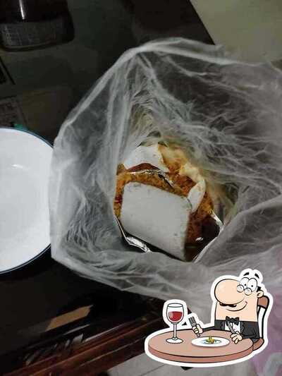 Food at Fast Food Center