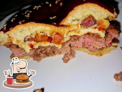 Deguste um dos hambúrgueres oferecidos no Original Burger