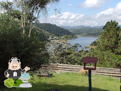 a parte exterior é uma característica importante do Moinho Da Serra
