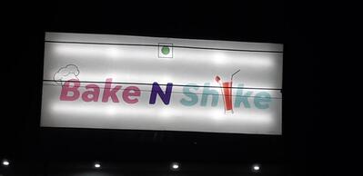 Bake n shake has its own visual representation
