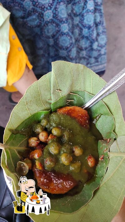 Meals at Satish lala chaat centre