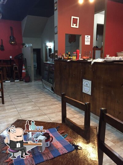 Veja imagens do interior do Boteco da Aline