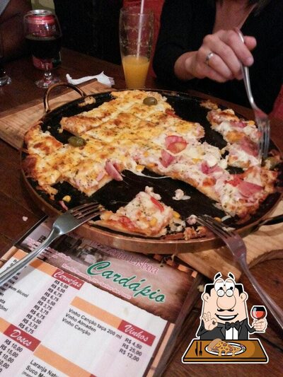 Escolha pizza no Bar Lisboa