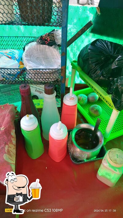 Enjoy a drink at Veddu fast food
