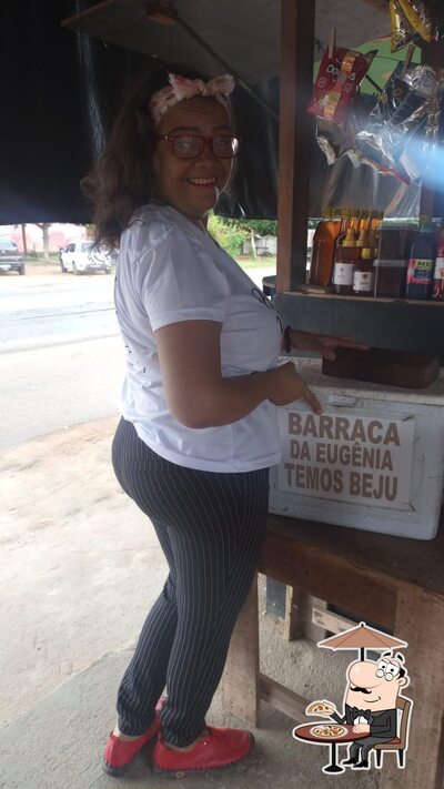 Descubra a parte externa do Barraca da Eugênia