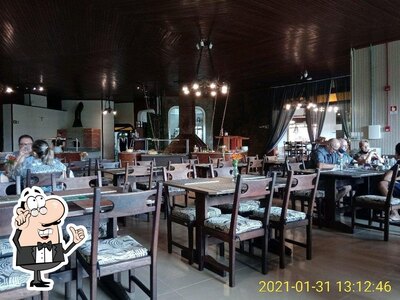 O interior do Restaurante Parque dos Pinheiros