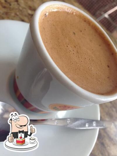 Não esqueça de pedir uma sobremesa no Duarte Café Expresso