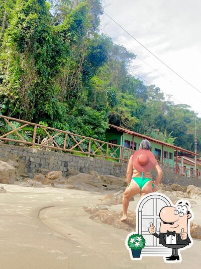 Veja imagens do exterior do Quiosque Sobre As Pedras