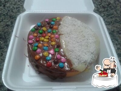 Delivery Ex-Fomeados serve uma seleção de sobremesas