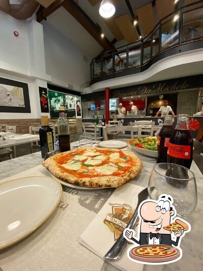Scegli una pizza al ristorante L'Antica Pizzeria da Michele