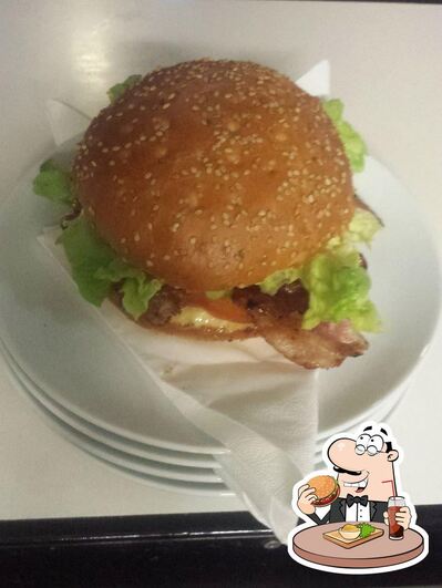 Concediti un bell'hamburger al pub & bar Paninoteca da Thiago