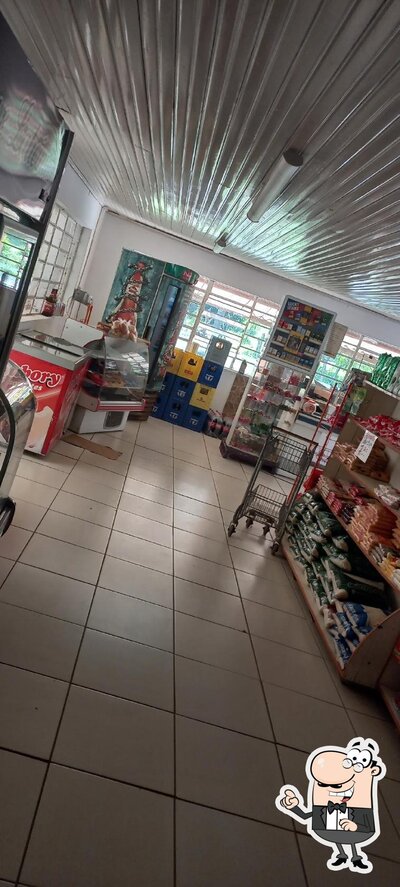 Veja imagens do interior do Fênix Pizzaria