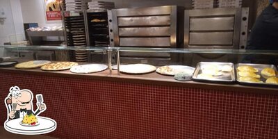Comida em Pizza & Cia