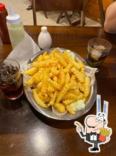 Prove batatas fritas no Serranos Burguer & Lounge