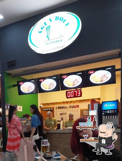 O interior do Água Doce Cachaçaria - Rondon Plaza Shopping
