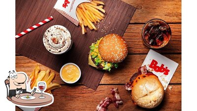 Platos en Bob's Burger - Shopping Alameda