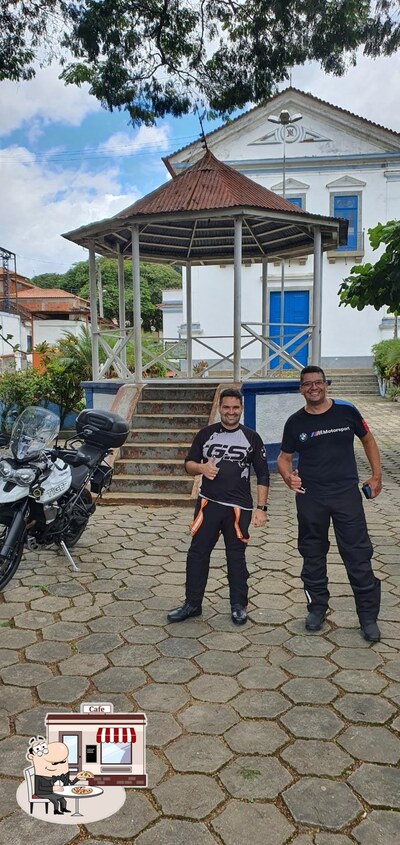 o exterior é uma característica importante do Point da Praça