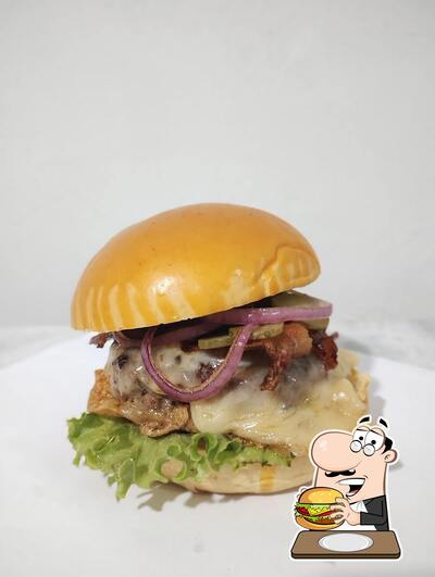 Delicie-se com um hambúrguer no Go Burger