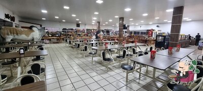 O interior do 3 Fronteiras Restaurante e Conveniência