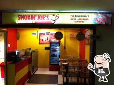 Check out how Smokin Joe's looks inside