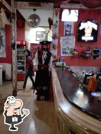 Installez-vous à l'une des tables de Jack Sparrow RESTAURANT