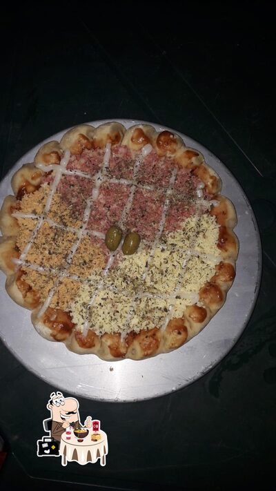 Comida em Pizzas e Lanches Família 
