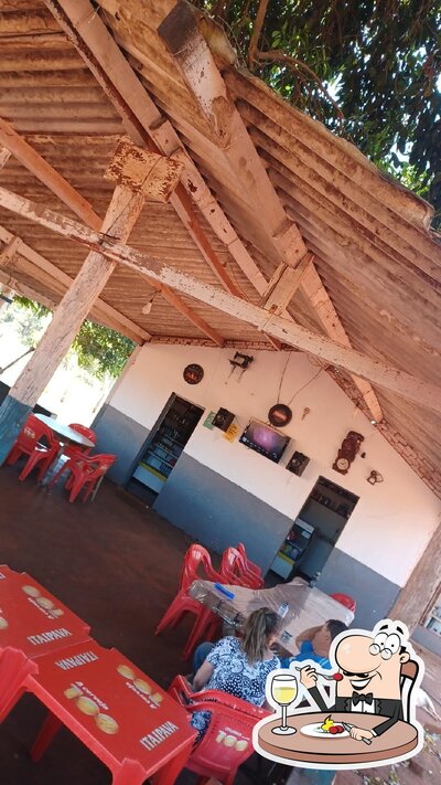 Comida em Bar e Mercearia dos Gordim