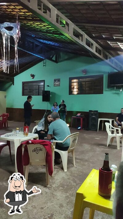 Veja imagens do interior do Zé Do Bar