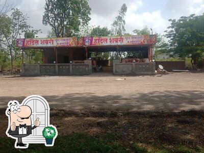 The outside part is an important feature of शबरी हॉटेल