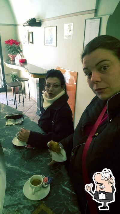 Siediti a un tavolo di BAR del Corso