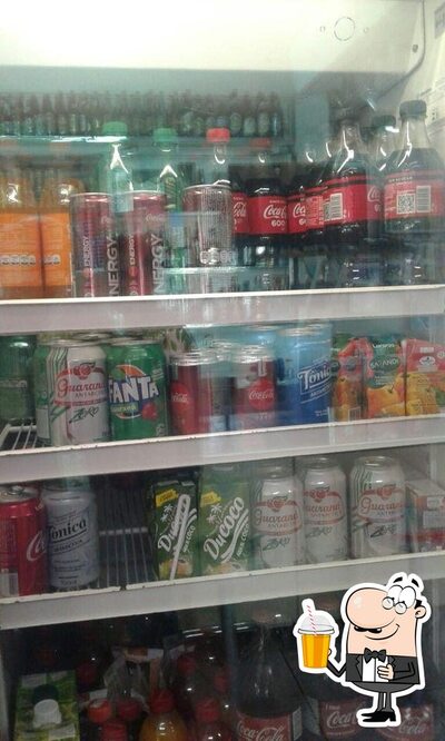 Experimente diversos drinques oferecidos no Bar do Neco