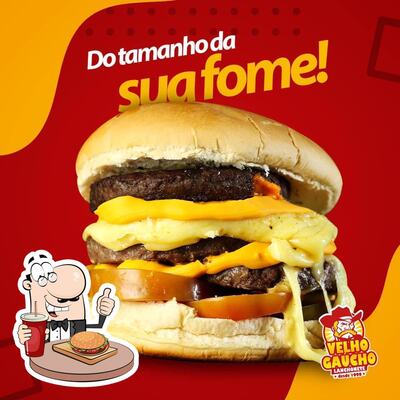 Deguste um dos hambúrgueres disponíveis no Velho Gaúcho Rio Claro SP