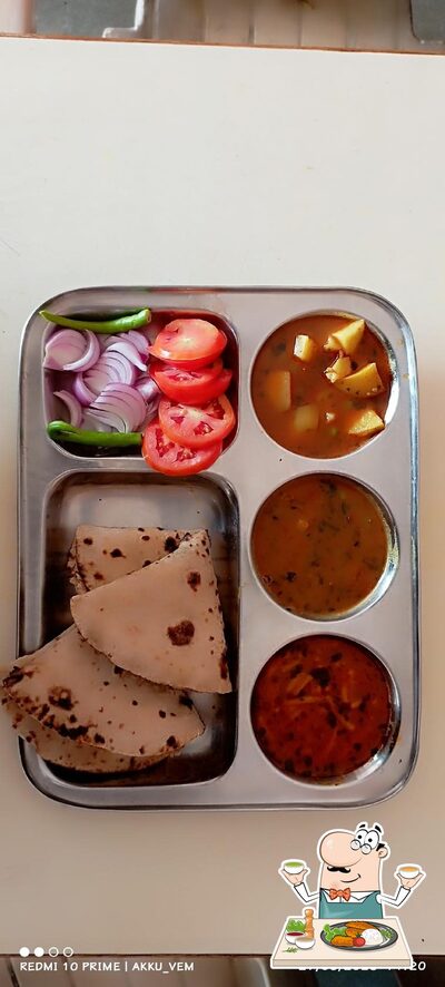 Meals at थाली हाउस एंड ॐ शुद्ध शाकाहारी भोजनालय