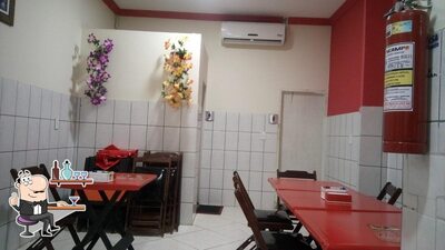 Veja imagens do interior do La Pizza