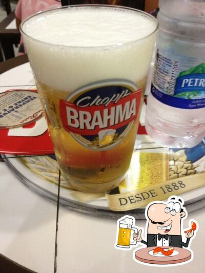 Peça uma tulipa de cerveja leve ou escura