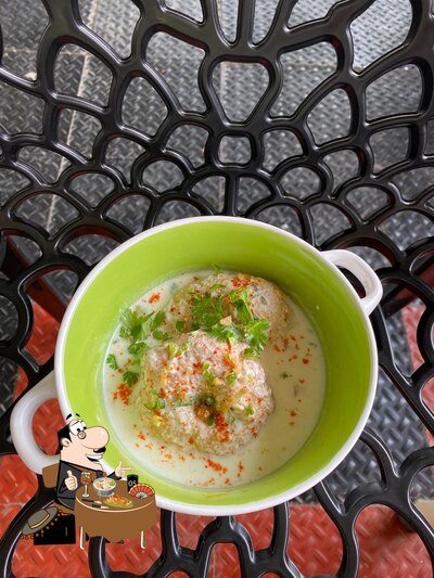 Food at Embrandiri's Kitchen
