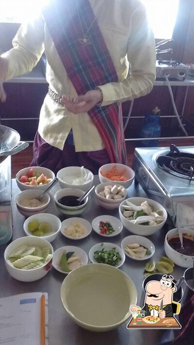 Comida em Espaço Gastronômico Serrafina