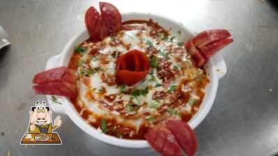 At Damroo Veg, you can order pizza