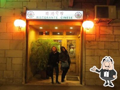 Siediti a un tavolo di Jumbo Ristorante Cinese