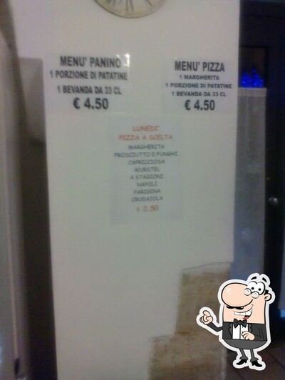 Dai un'occhiata agli interni di Pizzeria doppiozero Bisceglie