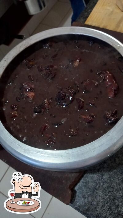 Comida em Caipira's Bar