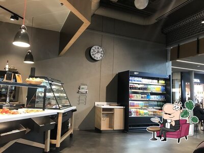 Gli interni di Crispy Panini & Café
